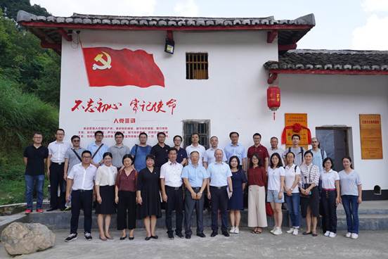 说明: 微信图片_20190823163543 说明: 微信图片_20190823163543